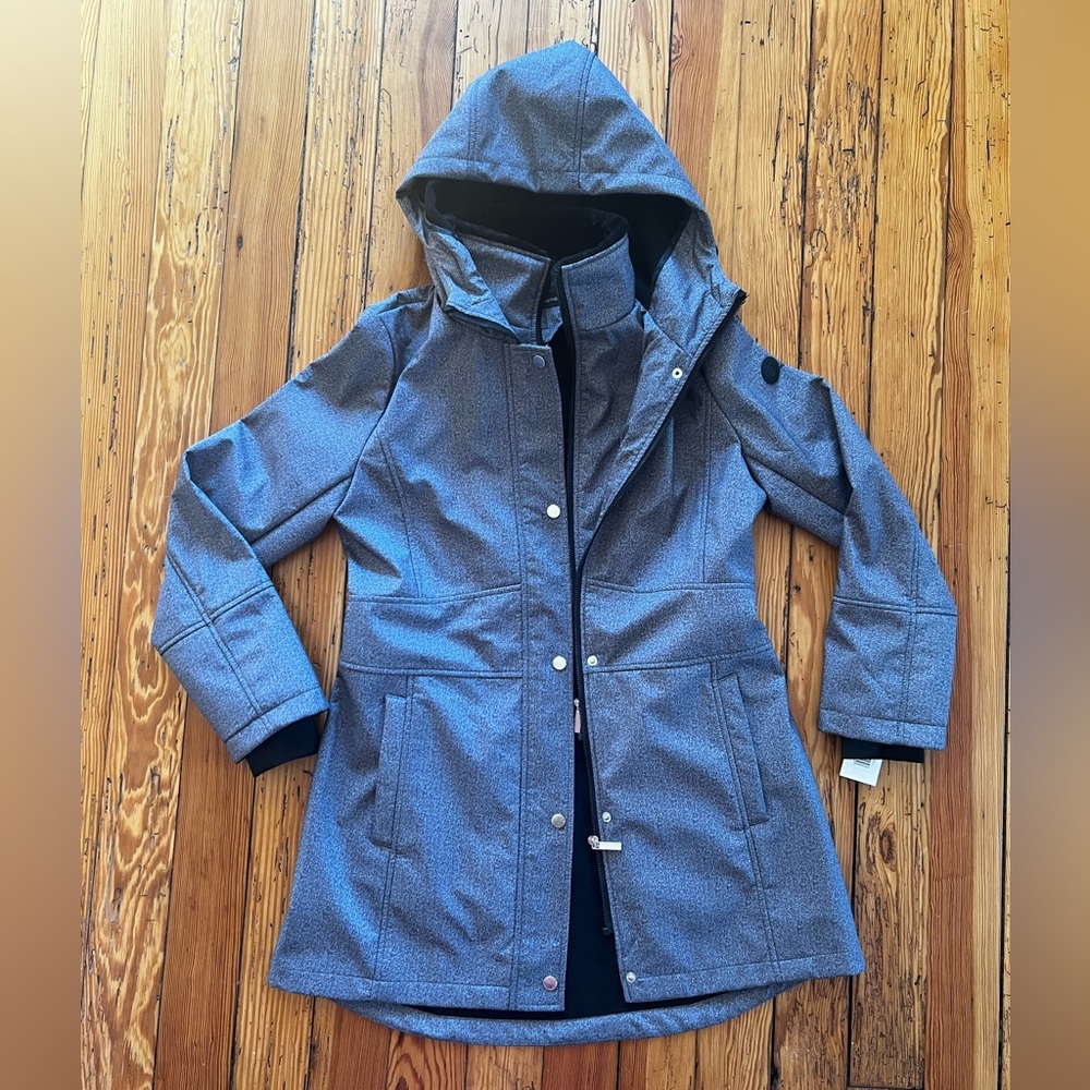 French Connection women’s fitted raincoat NWT